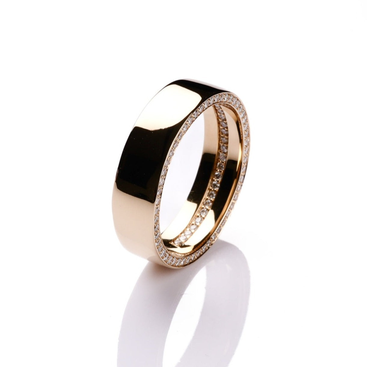 18k Wedding Band Diamond High Polish