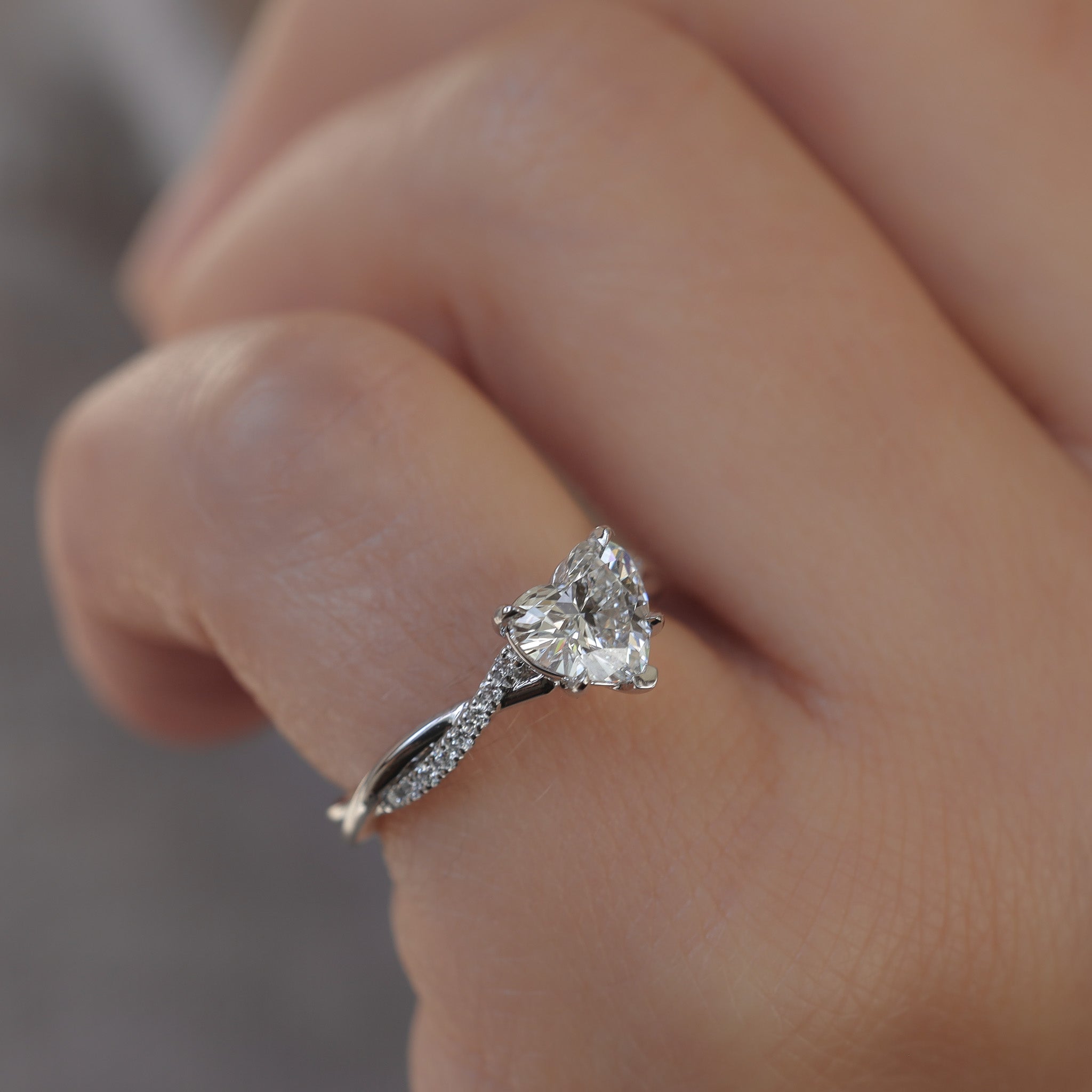 Engagement Ring Heart Diamond Twisted Band